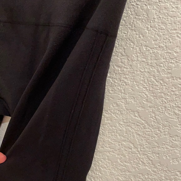 Worn 1x! Spanx leggings- tummy control! - Picture 3 of 4